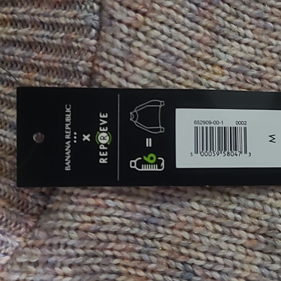 Banana Republic Sweater NWT - Picture 4 of 9